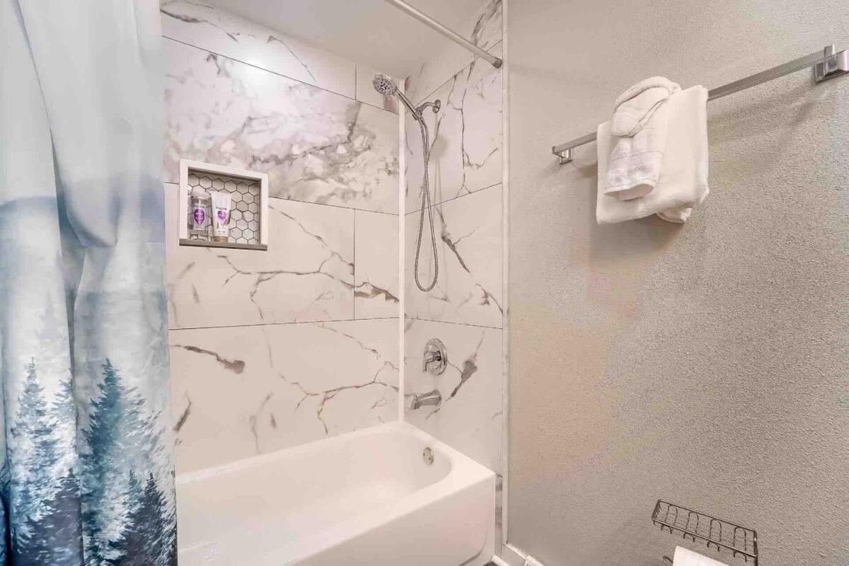 4Br Longmont Escape With Cold Plunge & Sauna - Pets Ok! المظهر الخارجي الصورة